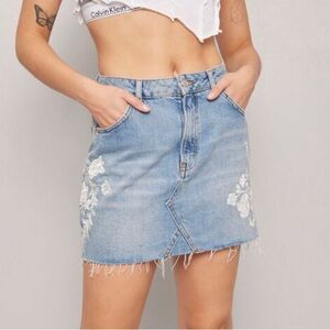 Topshop denim mini skirt light wash embroidered boho jeans skirt high rise - 6